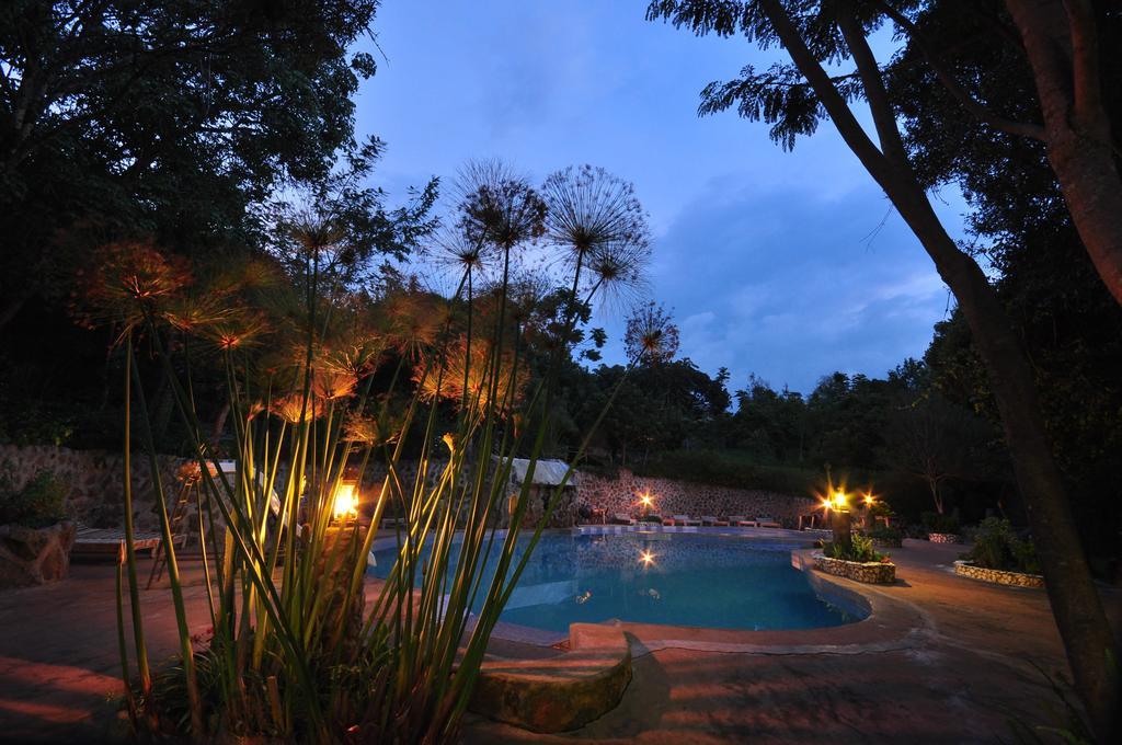 Naiberi River Campsite & Resort エルドレット エクステリア 写真